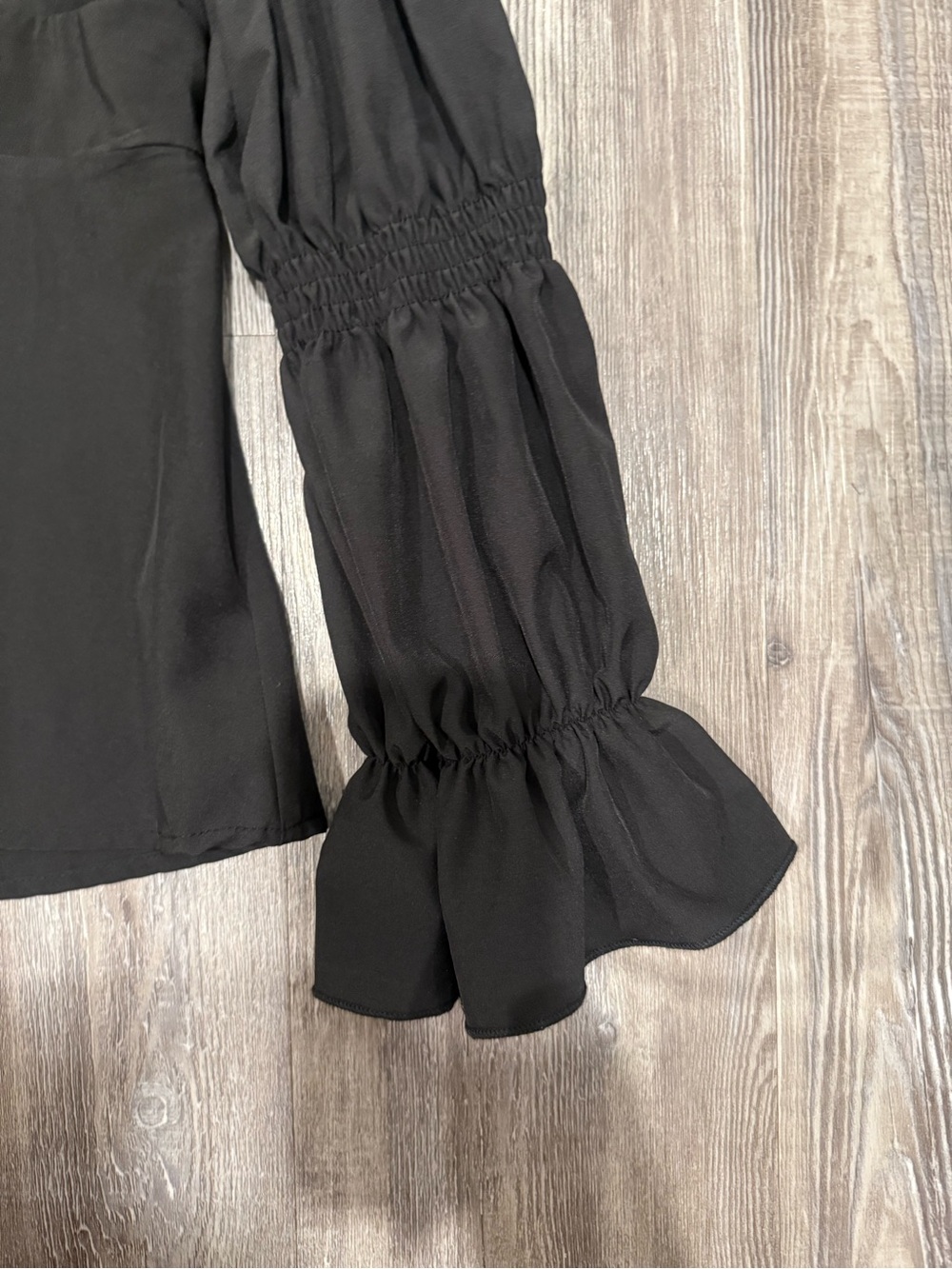 Chic Black Tie-Front Puff Sleeve Blouse - Picture 5 of 5